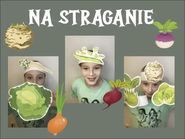 Dzieci w strojach warzyw, jak z wiersza "Na straganie" Jana Brzechwy, bawią się z wyciętymi z papieru marchewkami, kapustą i cebulą.